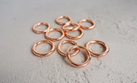 30-32mm wide rose gold o-rings
